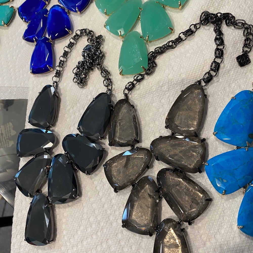 Kendra Scott Harlow necklaces - Picture 5 of 8